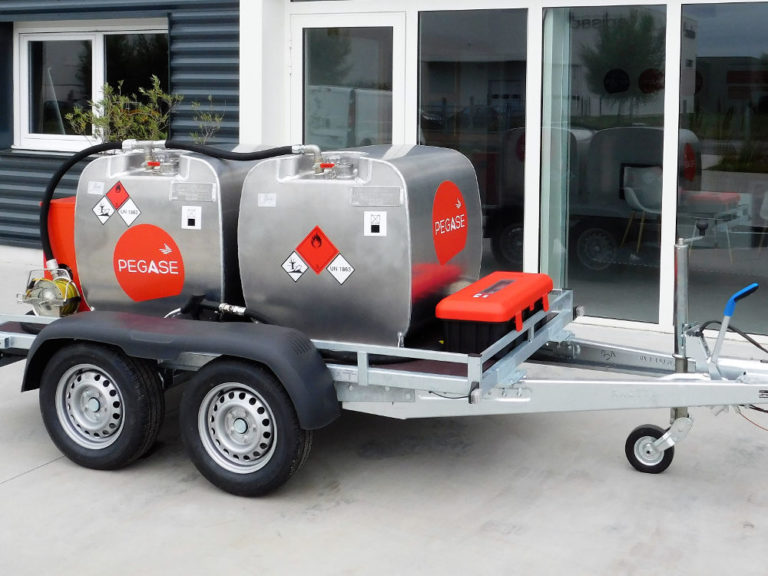Remorque citerne spéciale aviation (ADR) 900 litres Pegase carburant Remorque citerne spéciale aviation (ADR) 900 litres Pegase carburant